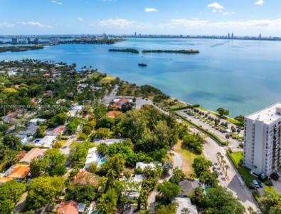 890 NE 70th St, Miami, 플로리다 33138, 미국