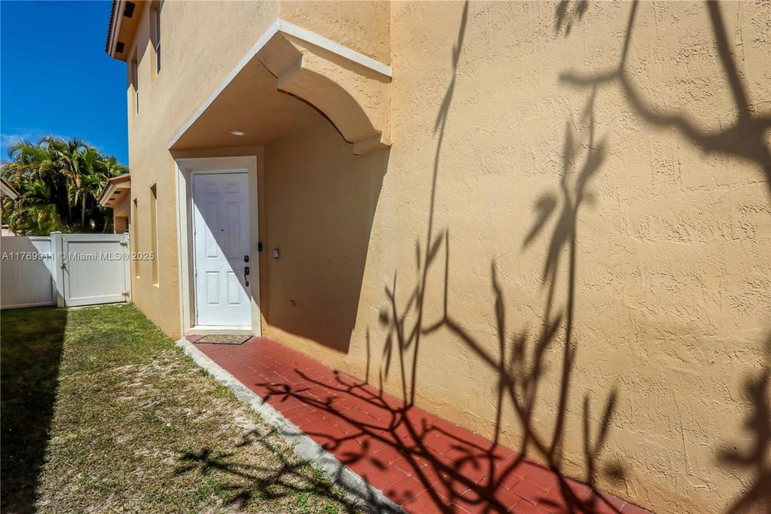 2250 NE 37th Rd, Homestead, Floride 33033, États-Unis