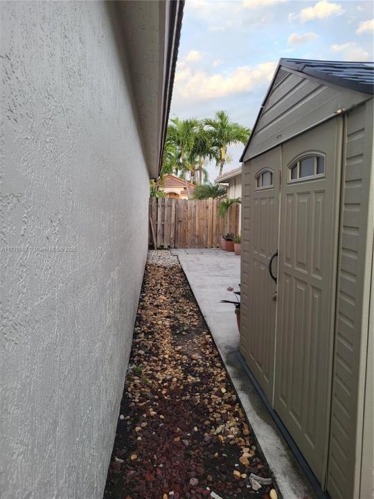 14144 SW 149th Pl, Miami, Florida 33196