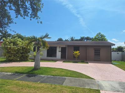 9384 SW 184th Ter, Cutler Bay, Florida 33157, USA