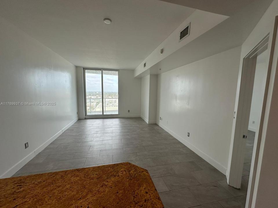 315 NE 3rd Ave 2009, Fort Lauderdale, フロリダ 33301, アメリカ合衆国