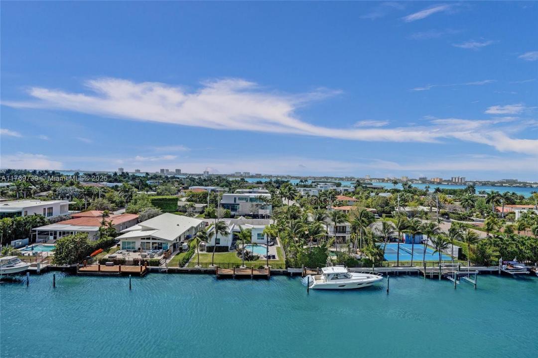 10000 W Bay Harbor Dr PH23, Bay Harbor Islands, Florida 33154