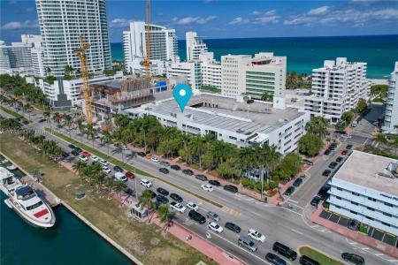 4332 Collins Ave 203, Miami Beach, Florida 33140, USA