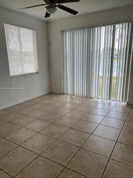 2712 SE 15th Pl 148, Homestead, Flórida 33035, Estados Unidos