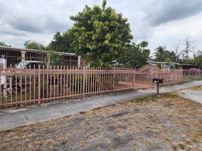 831 NW 140th St, Miami, Florida 33168, USA
