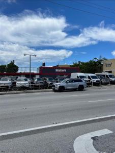 2101 S State Road 7, West Park, Florida 33023, USA