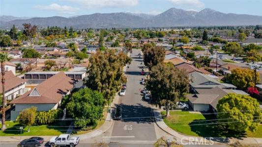 Bobolink Way, Pomona, Califórnia 91767, Estados Unidos