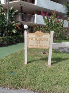 Lauderdale Lakes, FL 33313