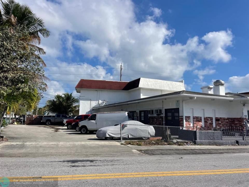475 W Dania Beach Blvd, Dania Beach, Florida 33004