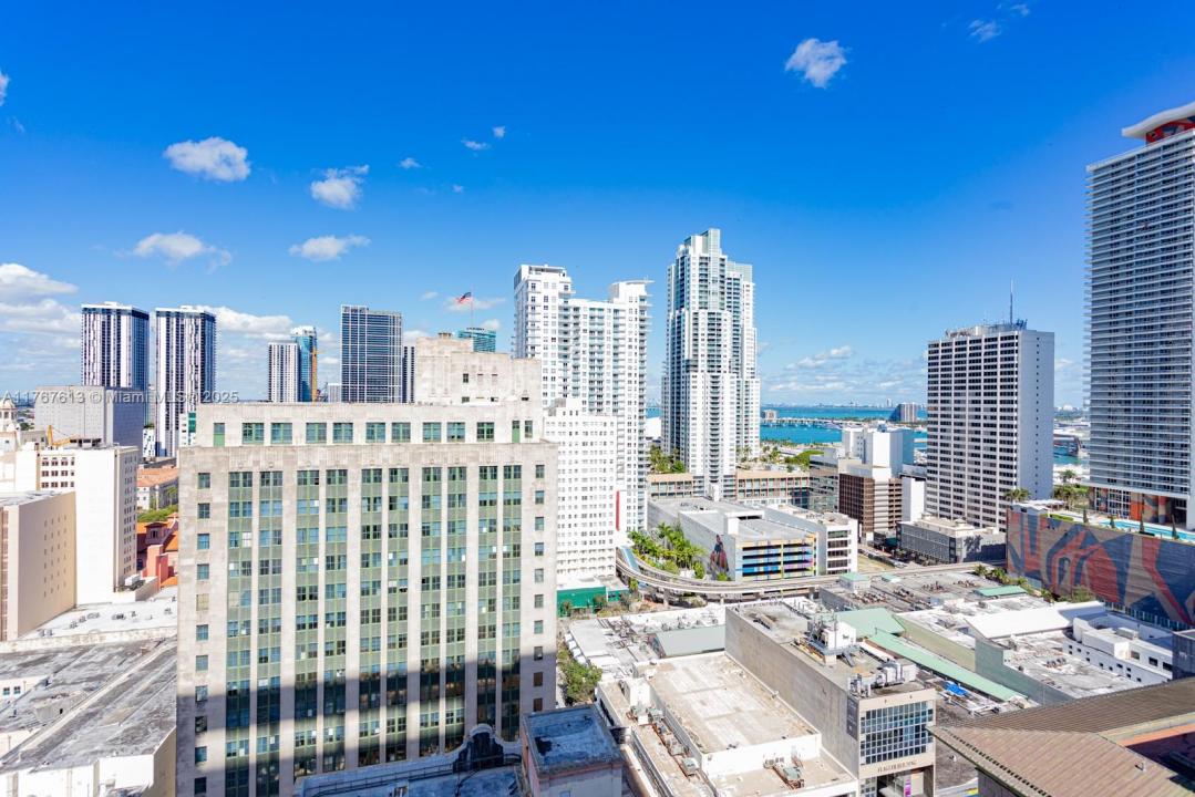 151 SE 1st St 2204, Miami, Floride 33131, États-Unis
