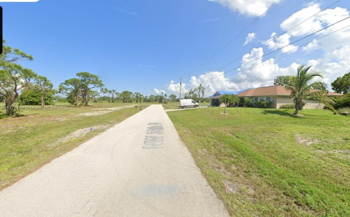 4309 NW 36 th PL, Cape Coral, Florida 33993, USA