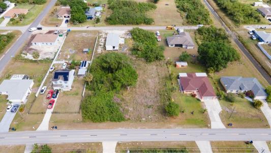 2912 40th St Sw, Lehigh Acres, Florida 33976, USA
