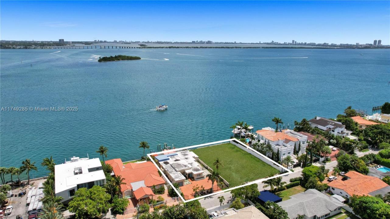 851 N Venetian Dr, Miami, فلوريدا 33139, الولايات المتحدة