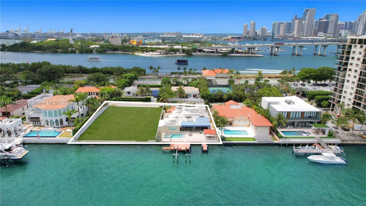 851 N Venetian Dr, Miami, فلوريدا 33139, الولايات المتحدة