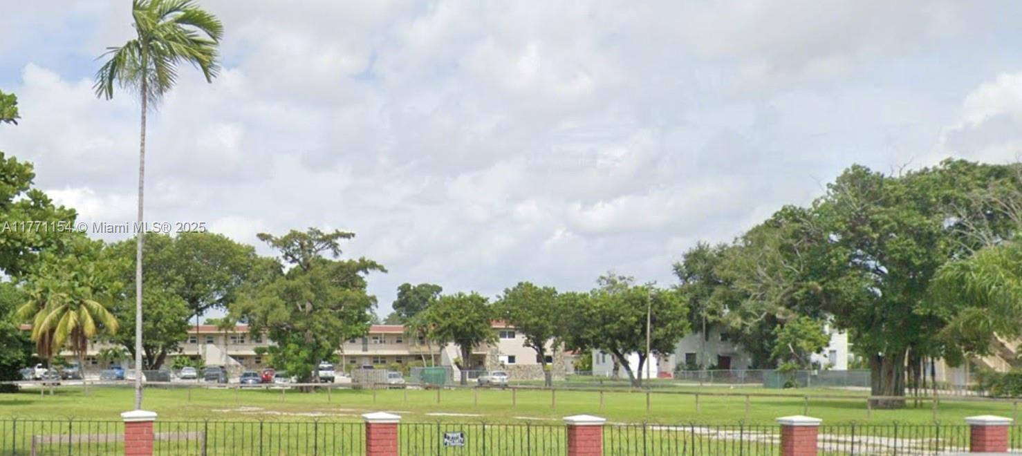 1250 NW 22nd Ave, Miami, Florida 33125, USA