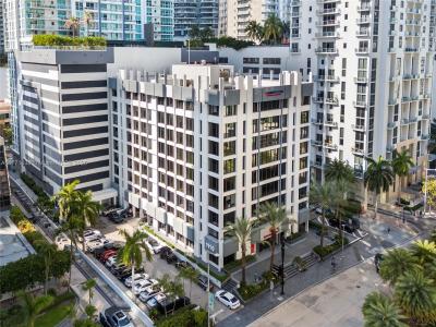 1110 Brickell Ave 601A, Miami, Florida 33131, USA