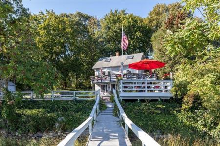 110 Rocky Hollow Road, East Greenwich, RI 02818, USA