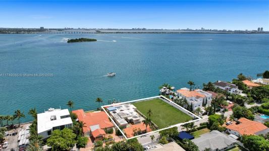 851 N Venetian Dr, Miami, Florida 33139