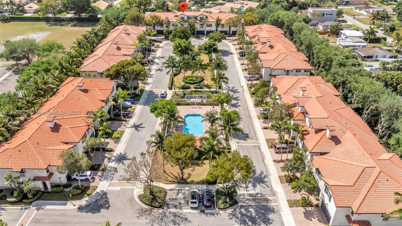 4718 S Prive Cir, Delray Beach, Florida 33445