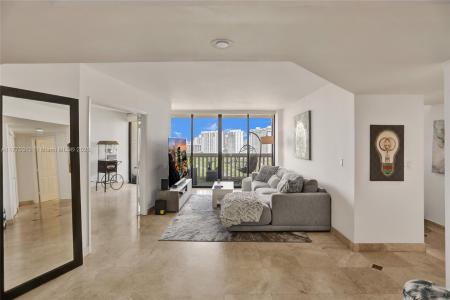 1000 Island Blvd 2105, Aventura, Florida 33160, USA