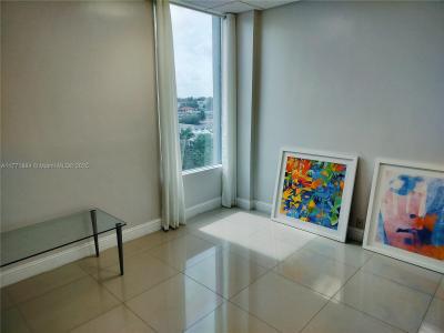 12550 Biscayne Blvd 605, North Miami, Florida 33181, USA