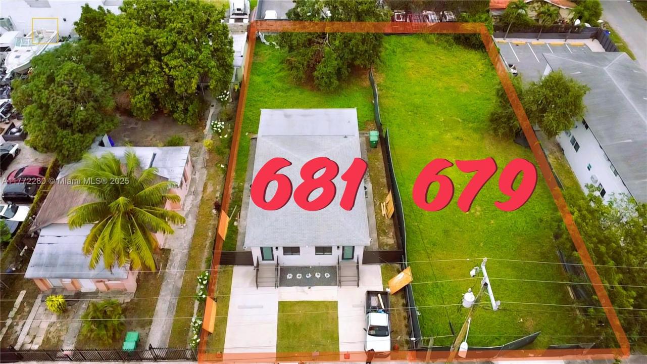 679 & 681 NW 30th St, Miami, Floride 33127, États-Unis