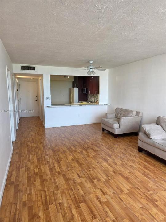 1351 NE Miami Gardens Dr 501E, Miami, Florida 33179, Estados Unidos