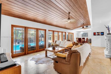 6400 Marlin Dr, Coral Gables, Florida 33158, USA