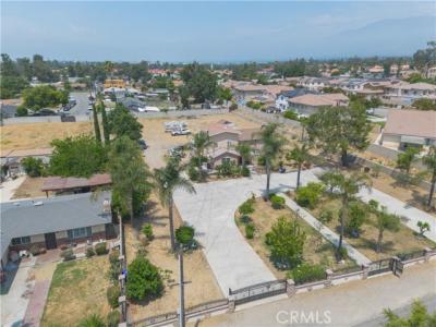 Poplar Avenue, Fontana, California 92335, Estados Unidos