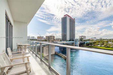 4010 S Ocean Dr R406, Hollywood, Florida 33019, USA