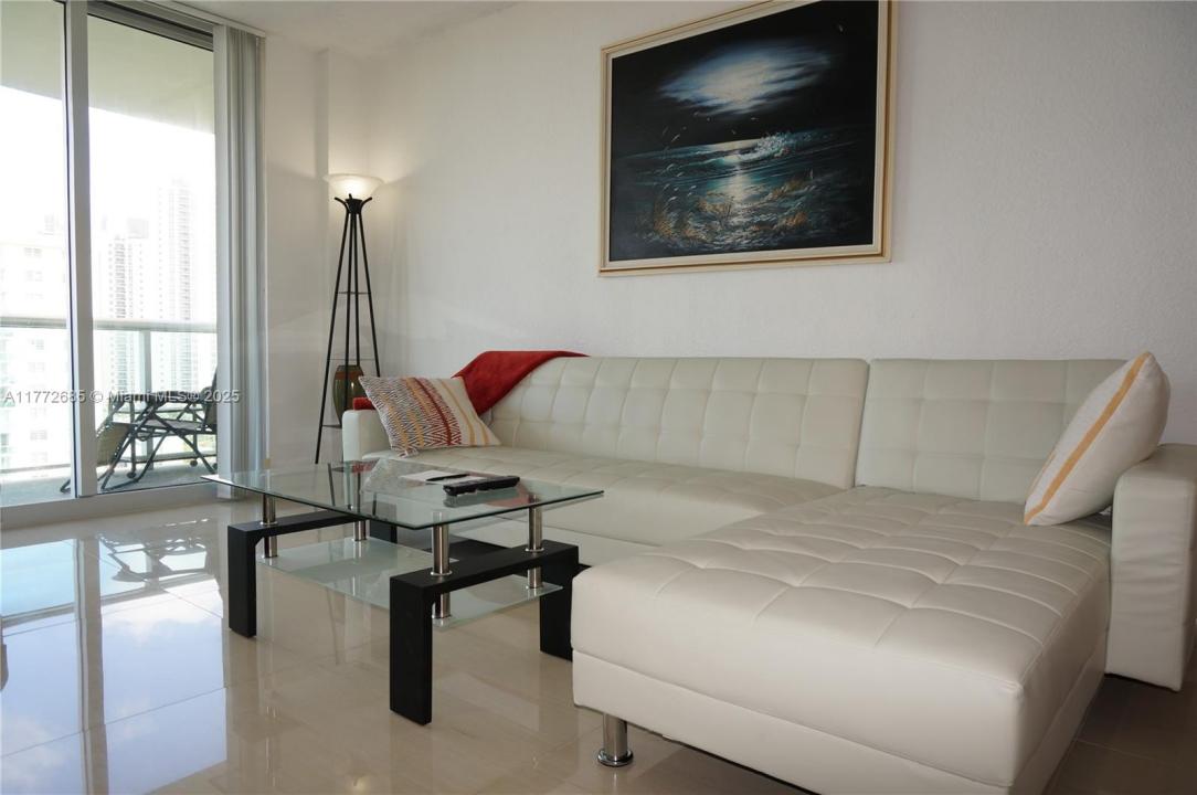 Sunny Isles Beach, Floryda 33160, USA