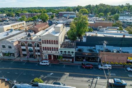 8 Wall Street, Huntington, New York 11743, USA