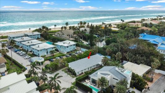 18 Adams Road, Ocean Ridge, Florida 33435