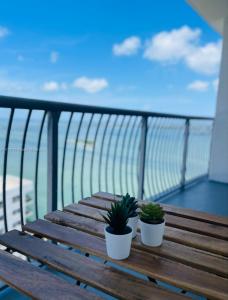 1750 N Bayshore Dr 4305, Miami, Florida 33132, USA