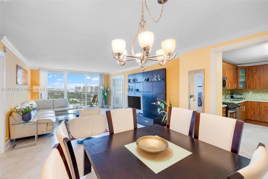 2030 S Ocean Dr 2009, Hallandale Beach, Florida 33009, USA