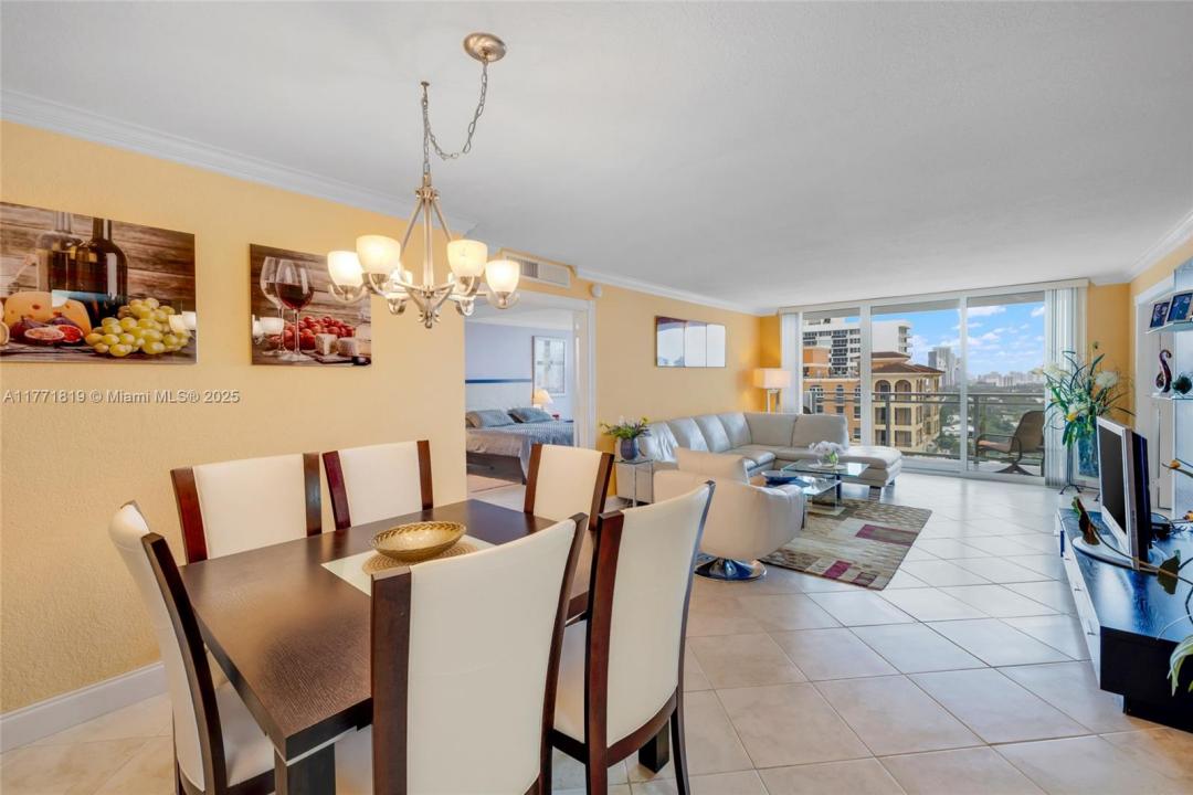 2030 S Ocean Dr 2009, Hallandale Beach, Florida 33009, USA