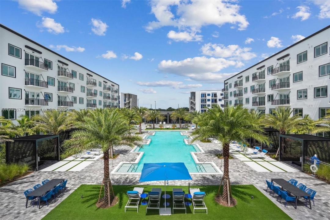 2095 W Atlantic Ave B1, Delray Beach, Florida 33445