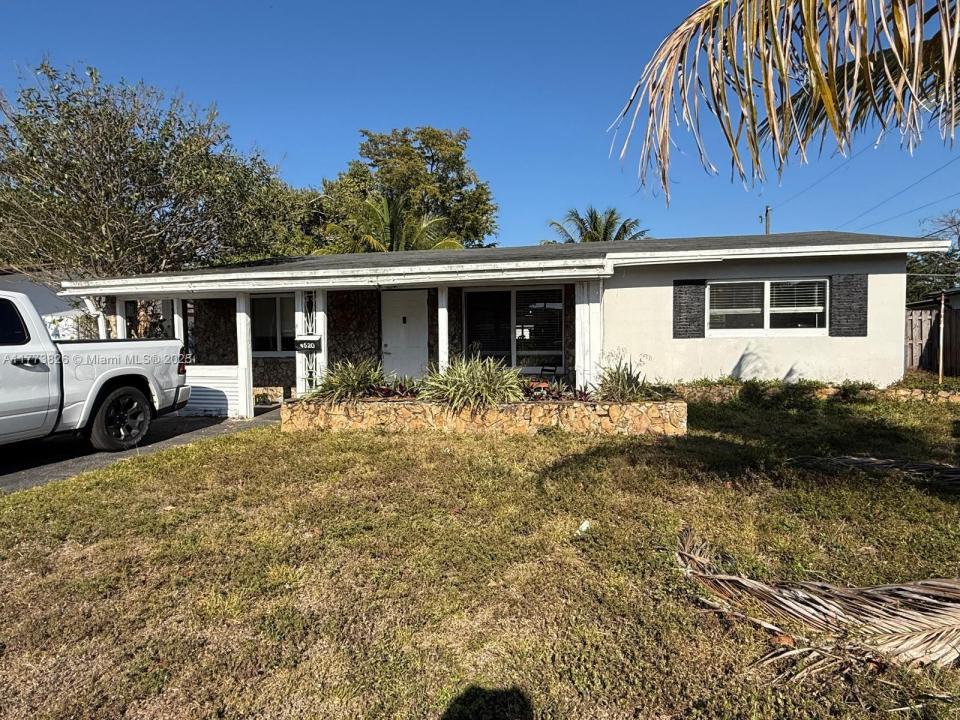 4520 SW 34th Ave, Dania Beach, פלורידה 33312, ארצות הברית של אמריקה