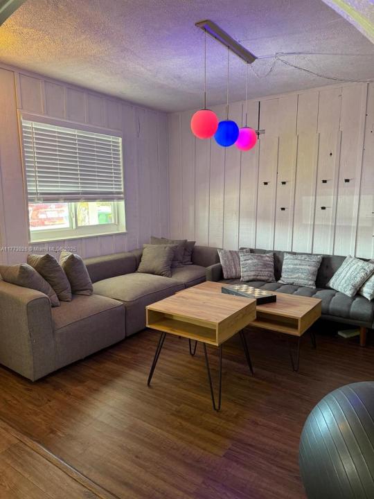 4520 SW 34th Ave, Dania Beach, פלורידה 33312, ארצות הברית של אמריקה