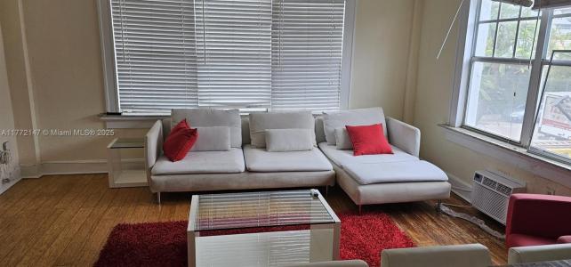 1611 Michigan Ave 10, Miami Beach, Florida 33139, USA