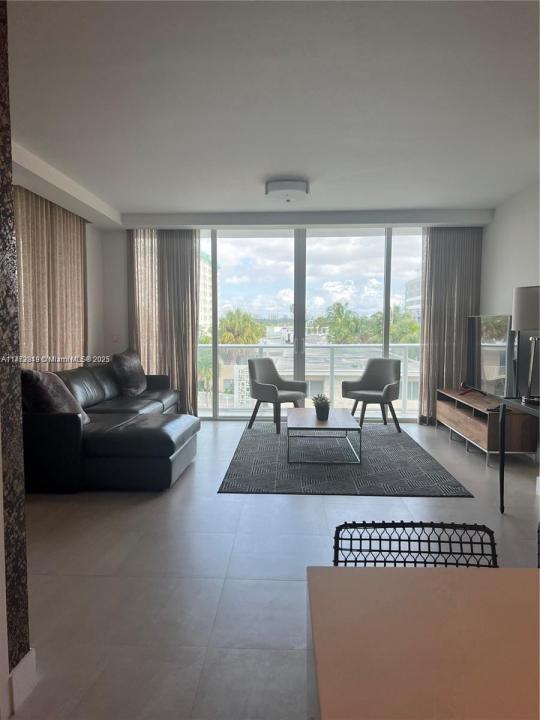 1150 102nd St 406, Bay Harbor Islands, Florida 33154, Stati Uniti