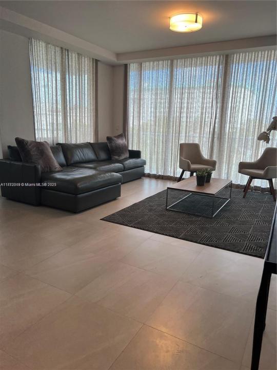 1150 102nd St 406, Bay Harbor Islands, Florida 33154, Stati Uniti
