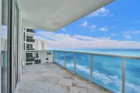 19111 Collins Ave 2905, Sunny Isles Beach, Florida 33160, USA