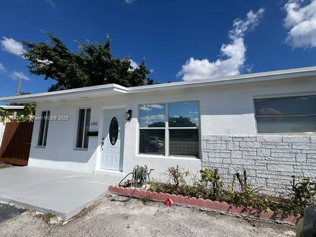 6761 Sheridan St, Hollywood, フロリダ 33024, アメリカ合衆国