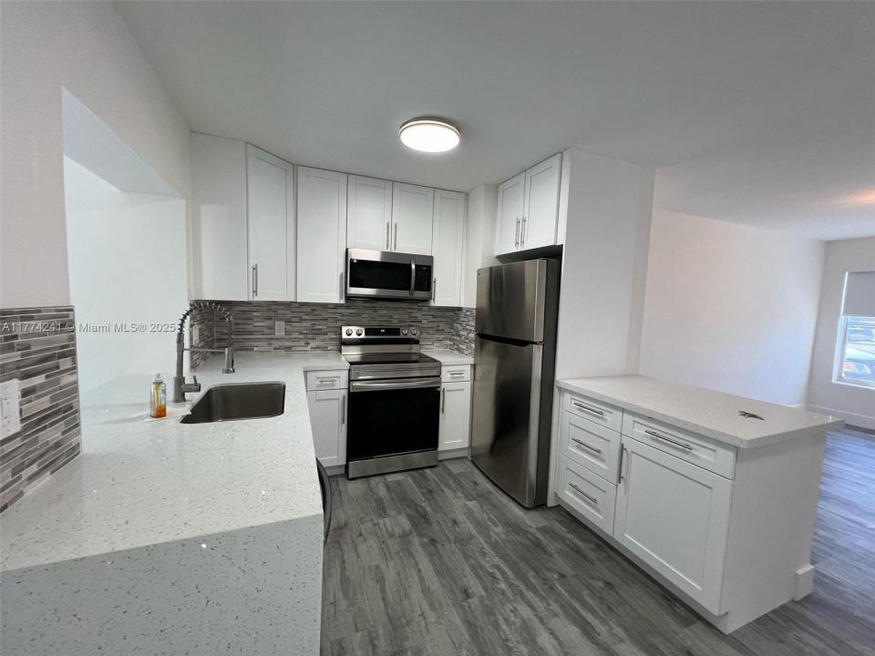 6761 Sheridan St, Hollywood, フロリダ 33024, アメリカ合衆国