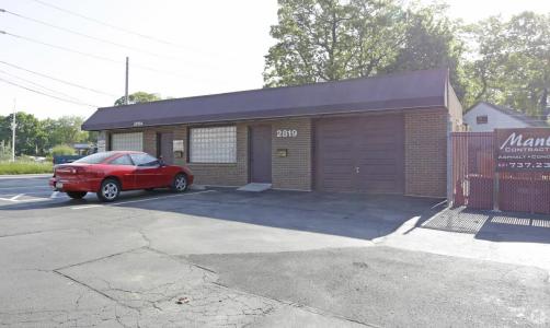 2819 Pond Road, Islip, Nowy Jork 11779, USA