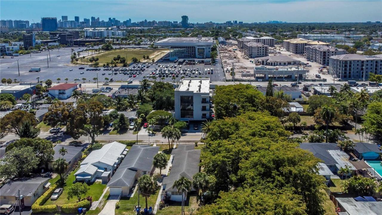 1950 Fletcher St, Hollywood, Florida 33020