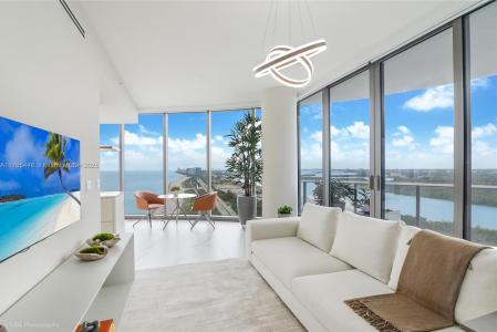 15701 Collins Ave 2405, Sunny Isles Beach, Floride 33160, États-Unis