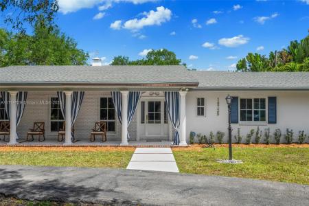 14725 SW 82nd Ave, Palmetto Bay, Florida 33158, USA