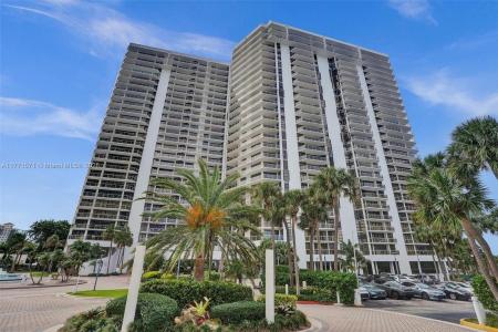 20281 E Country Club Dr 809, Aventura, Florida 33180, USA
